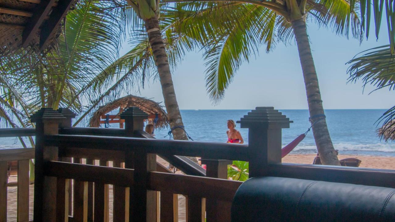 Ganesh Garden Beach Cabanas Тангале Екстериор снимка