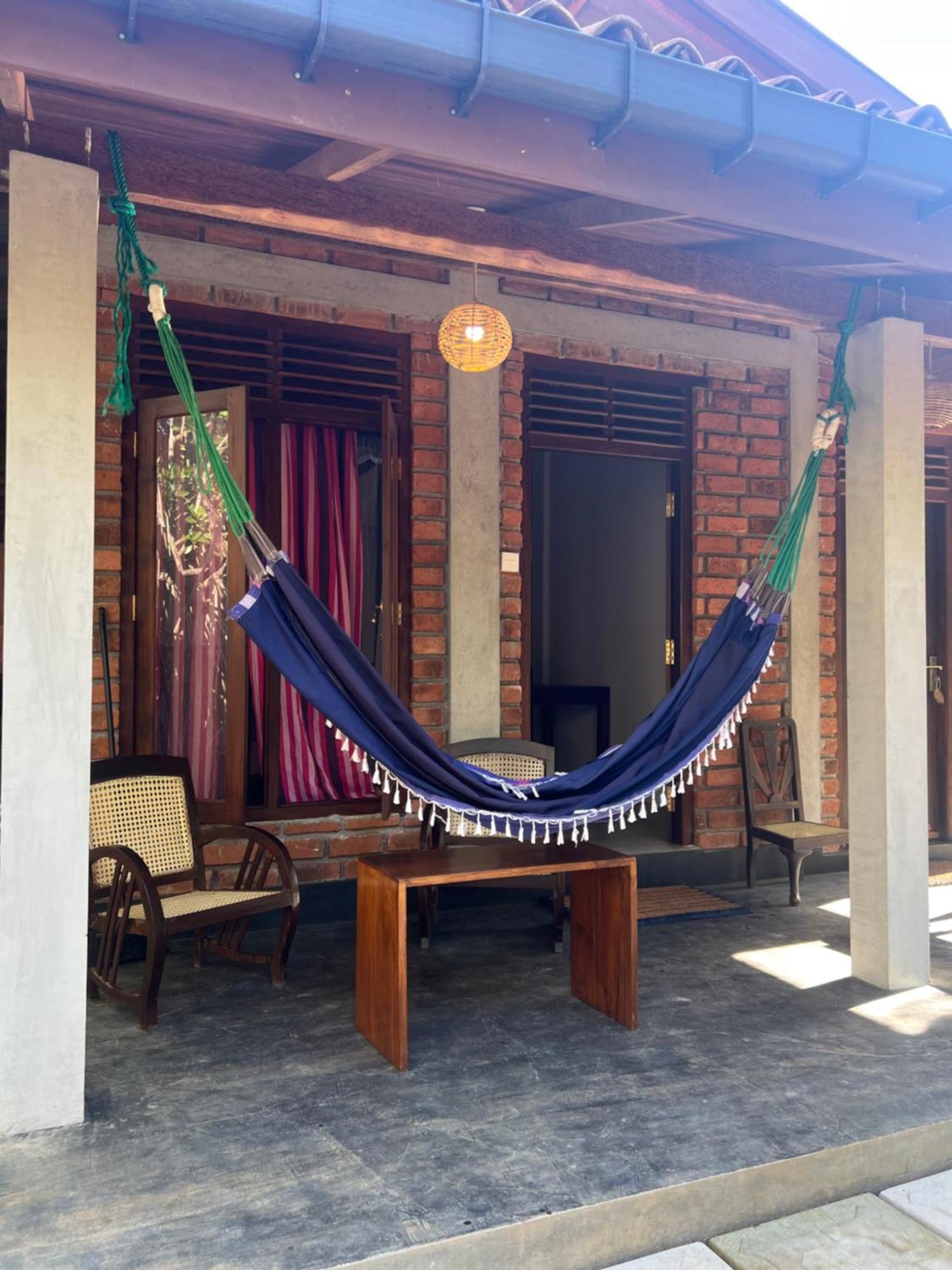 Ganesh Garden Beach Cabanas Тангале Екстериор снимка