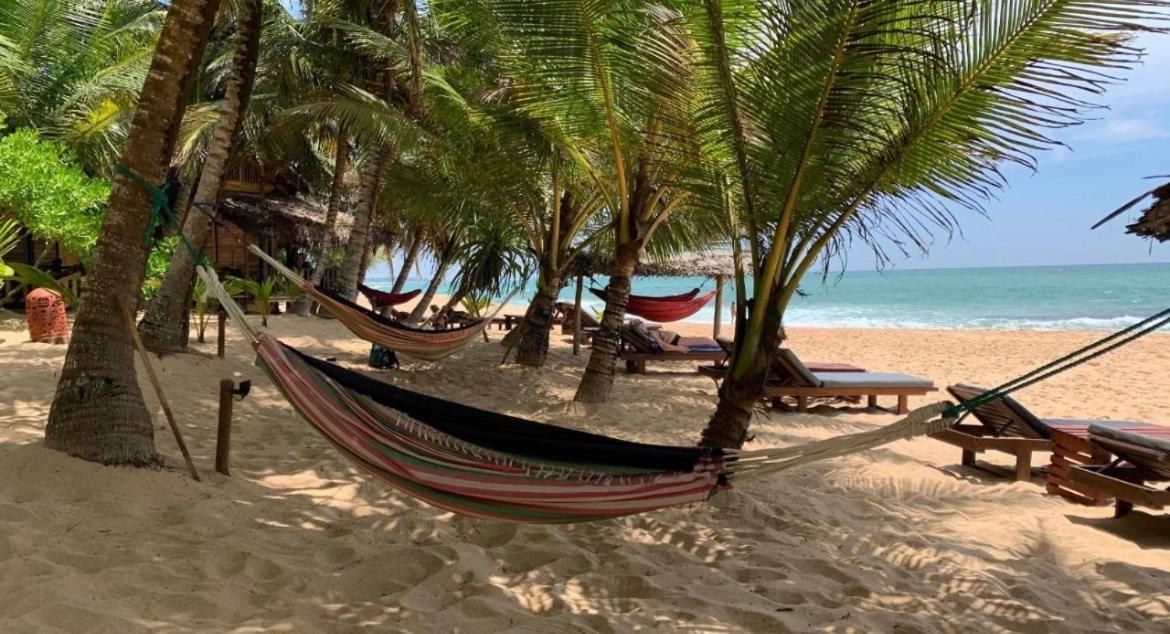 Ganesh Garden Beach Cabanas Тангале Екстериор снимка
